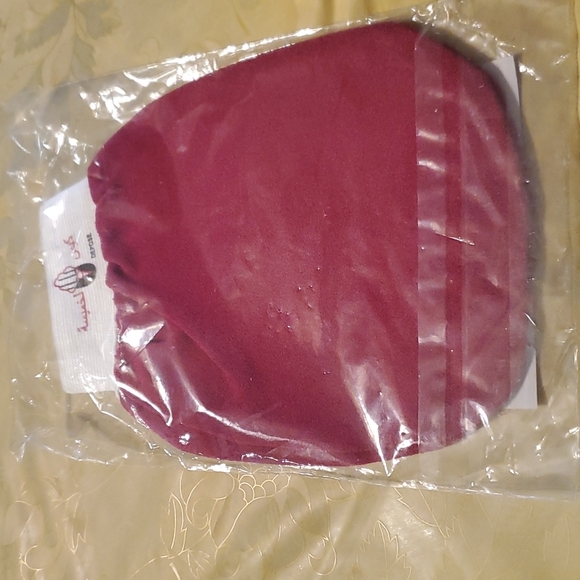 Brand new shower body scrub - Picture 2 of 2